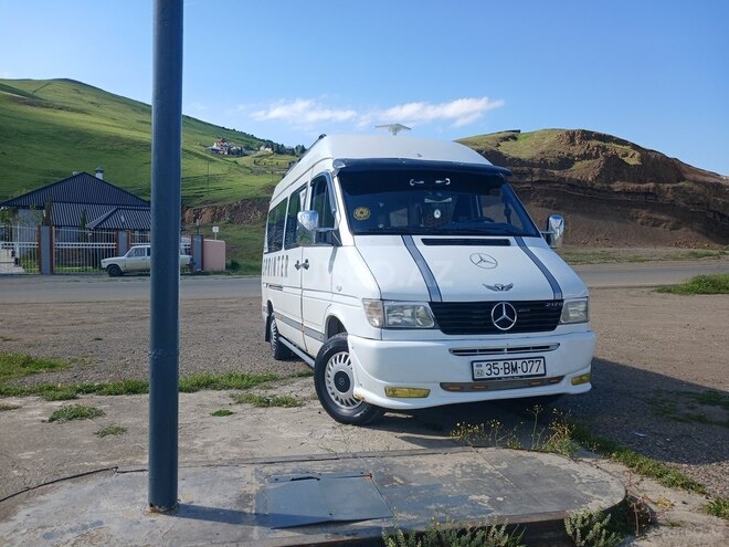 Mercedes Sprinter 208-6