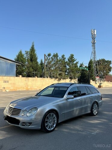 Mercedes E 220-4