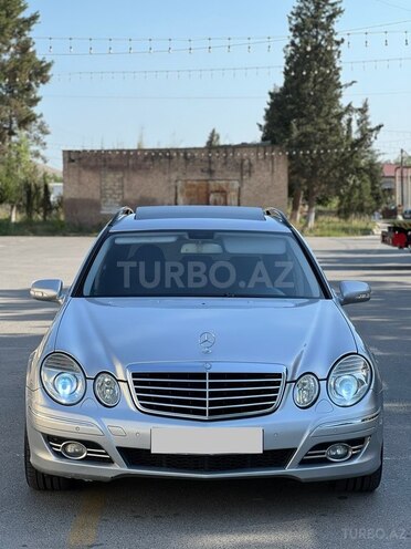 Mercedes E 220-5