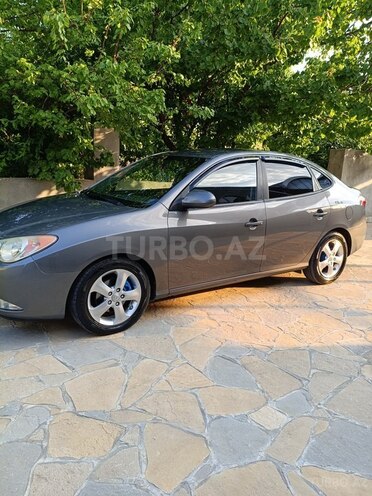 Hyundai Elantra-8
