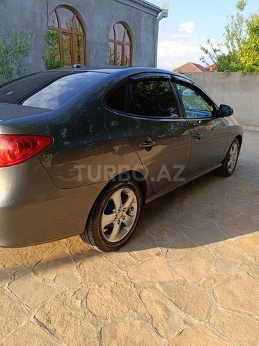 Hyundai Elantra-17
