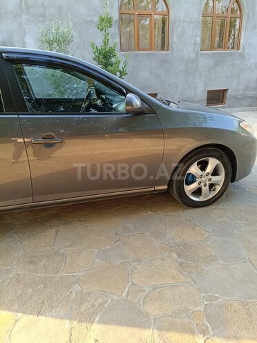 Hyundai Elantra-7