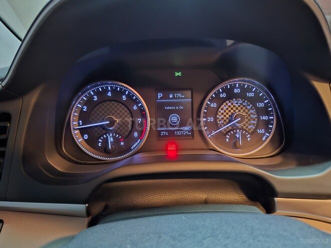 Hyundai Elantra-8