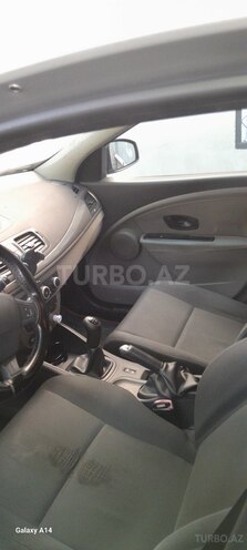 Renault Megane-7
