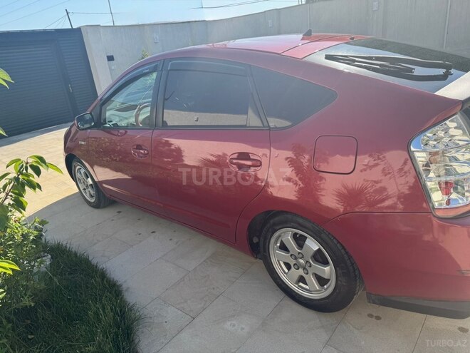 Toyota Prius-3