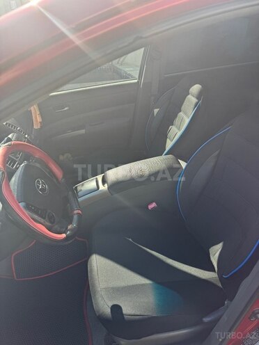 Toyota Prius-13