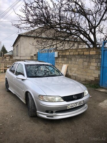Opel Vectra-7