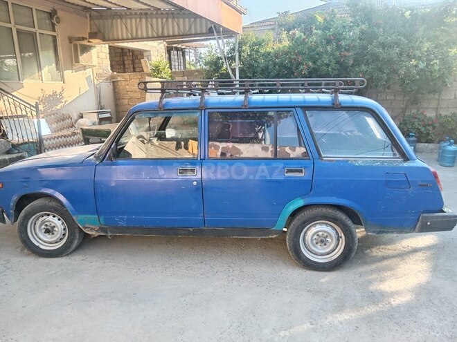LADA (VAZ) 2104-2