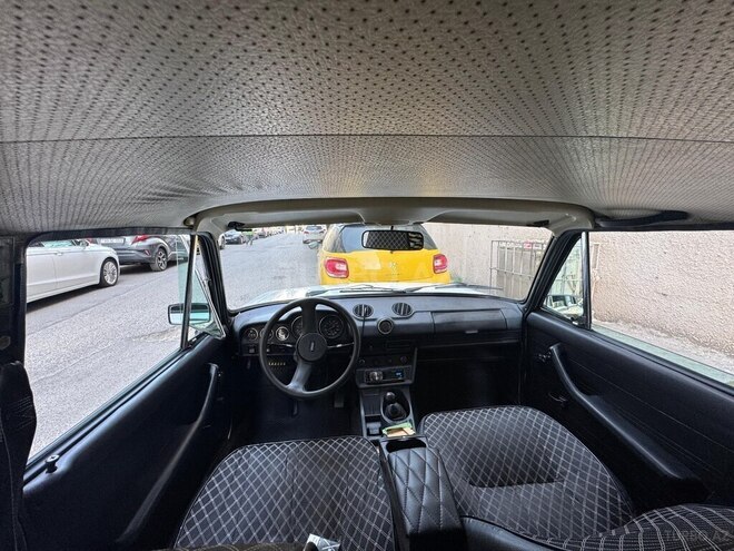 LADA (VAZ) 2106-3