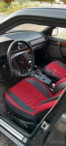 Mercedes 250 D-8