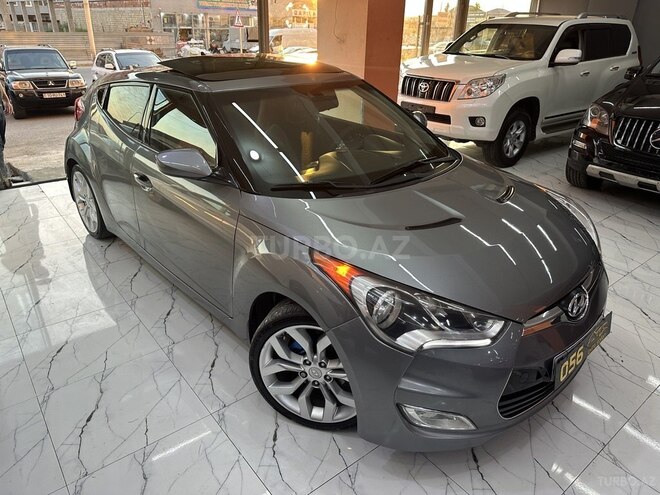 Hyundai Veloster-12