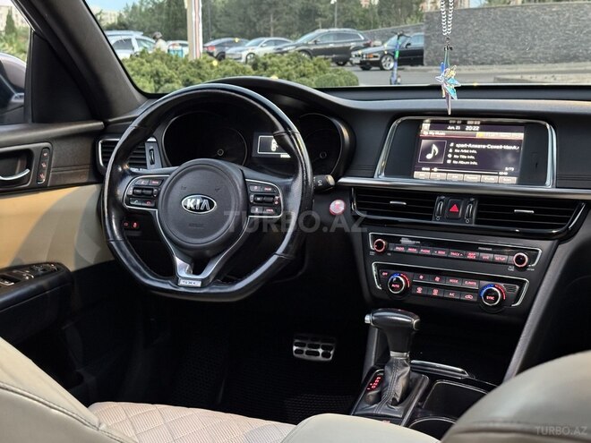 Kia Optima-3