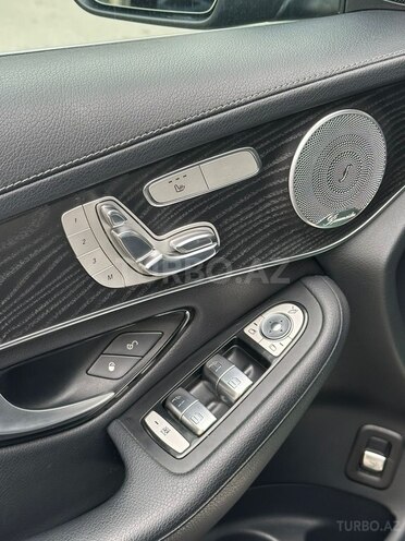 Mercedes GLC 300 4MATIC Coupe-10
