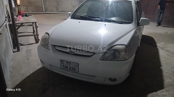 Kia Rio-1