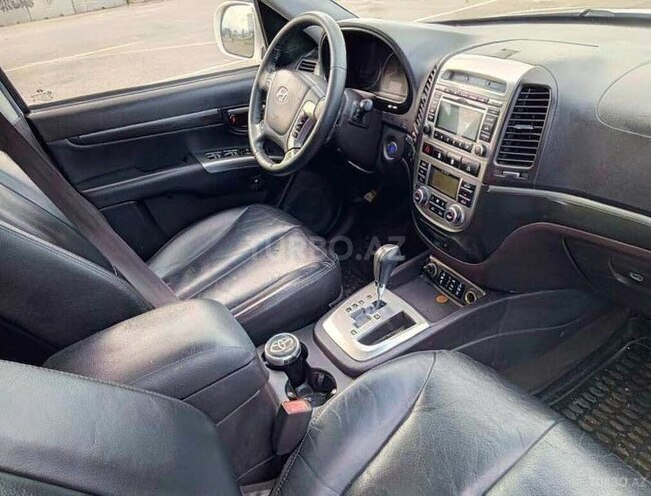 Hyundai Santa Fe-3