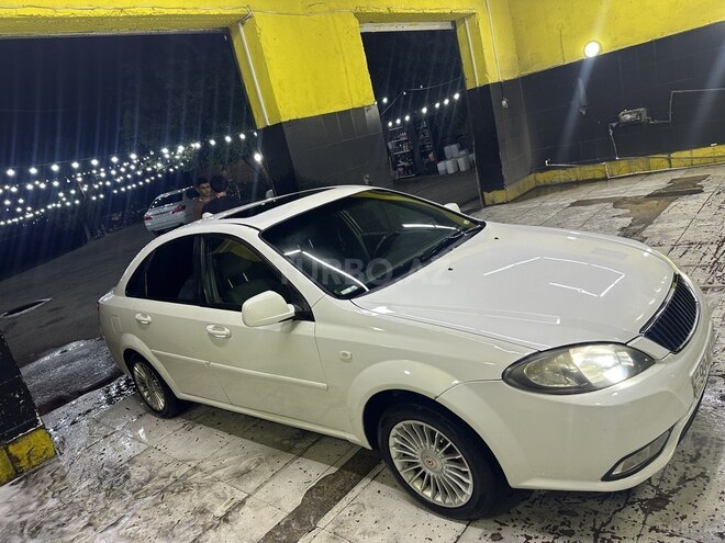 Daewoo Gentra-3