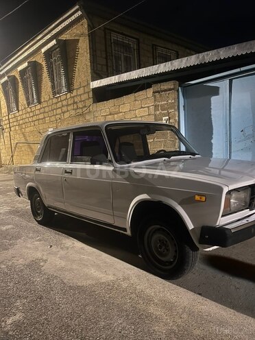 LADA (VAZ) 2107-5