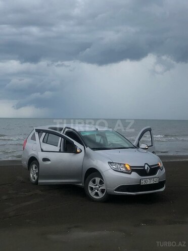 Renault Logan-1