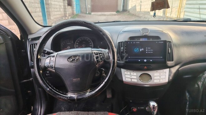 Hyundai Elantra-6