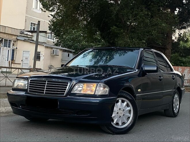 Mercedes C 220-2