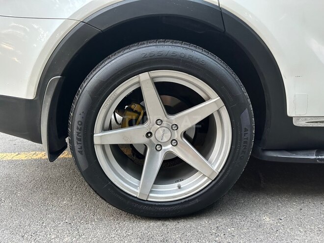 Kia Sorento-18