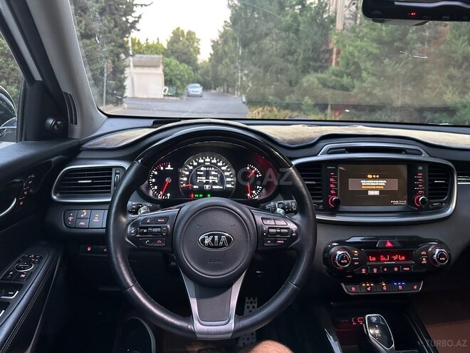 Kia Sorento-15