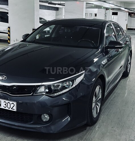 Kia K5-4