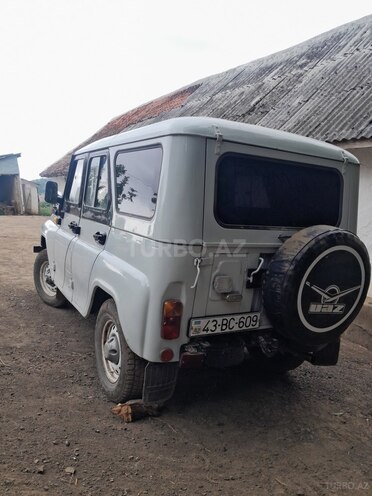 UAZ 469-2