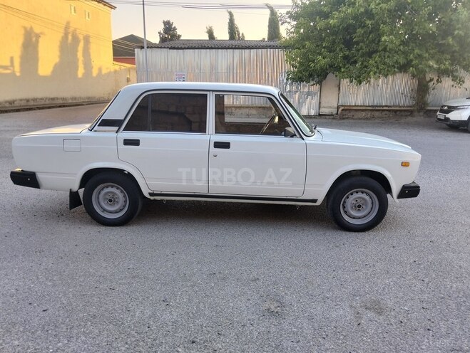 LADA (VAZ) 2107-3
