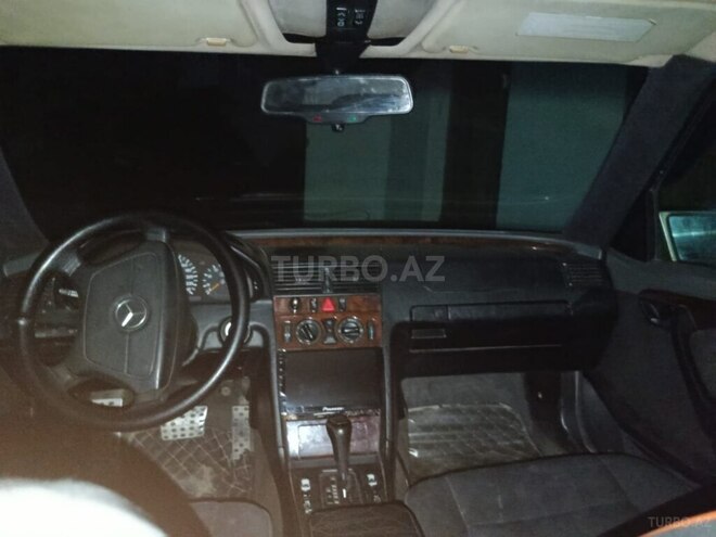 Mercedes C 180-7
