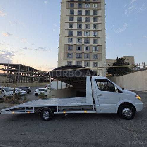 Mercedes Sprinter 515-11