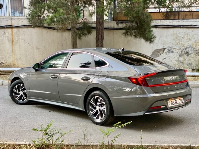 Hyundai Sonata-7