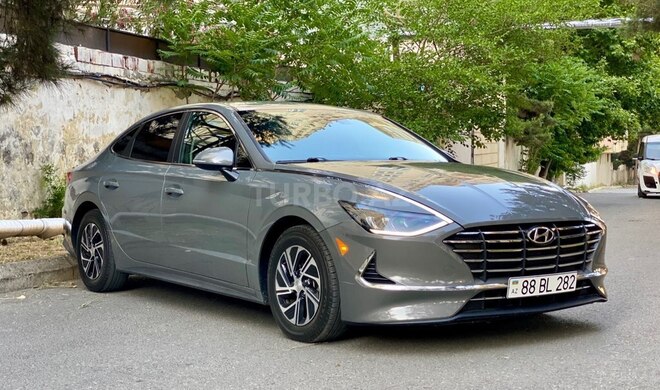 Hyundai Sonata-14