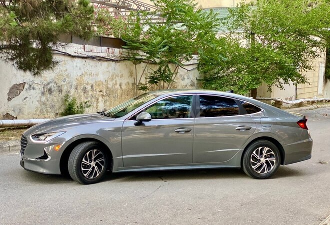 Hyundai Sonata-5