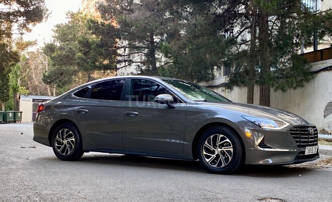 Hyundai Sonata-19