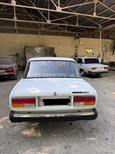 LADA (VAZ) 2107-8