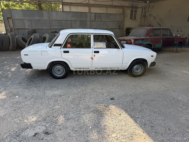 LADA (VAZ) 2107-4