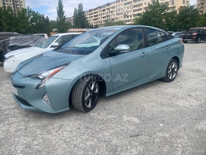Toyota Prius-2