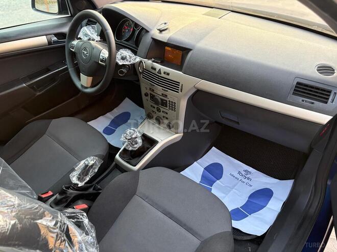 Opel Astra-21