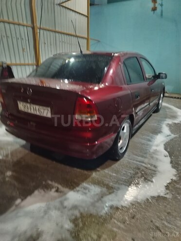 Opel Astra-10