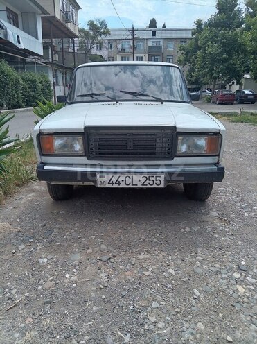 LADA (VAZ) 2107-2
