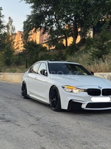 BMW 330-4