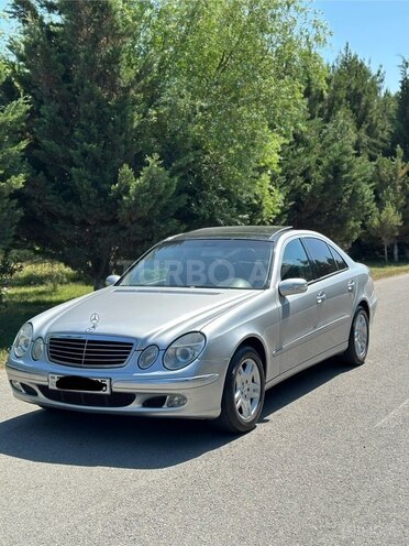 Mercedes E 320-3