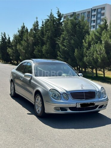 Mercedes E 320-4