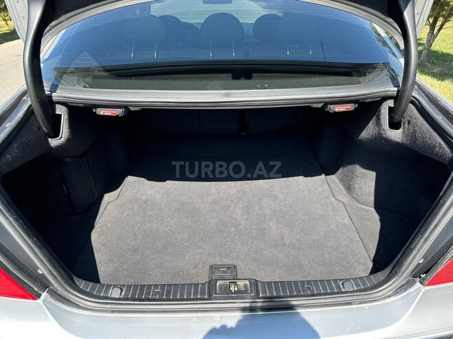 Mercedes E 320-19