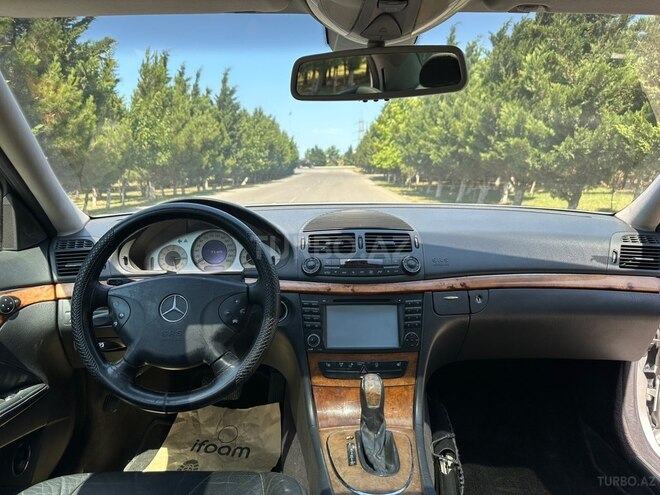 Mercedes E 320-15