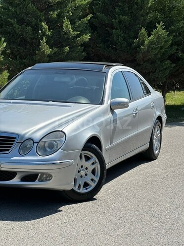 Mercedes E 320-5