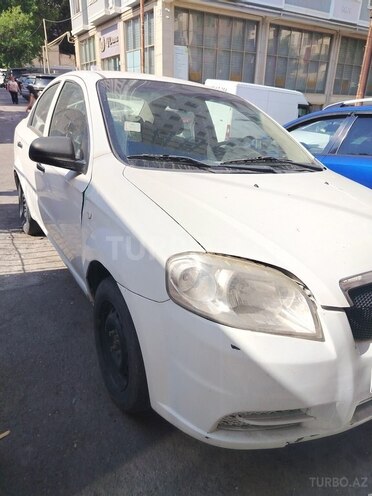 Chevrolet Aveo-5