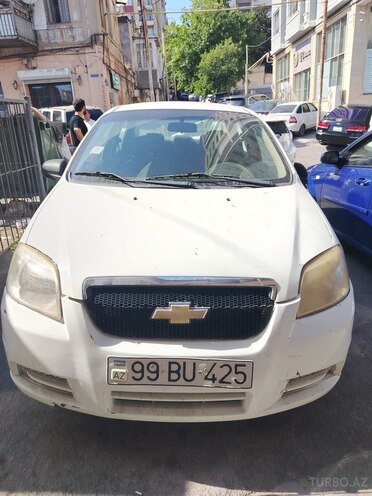 Chevrolet Aveo-1