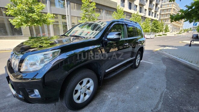 Toyota Land Cruiser Prado-5